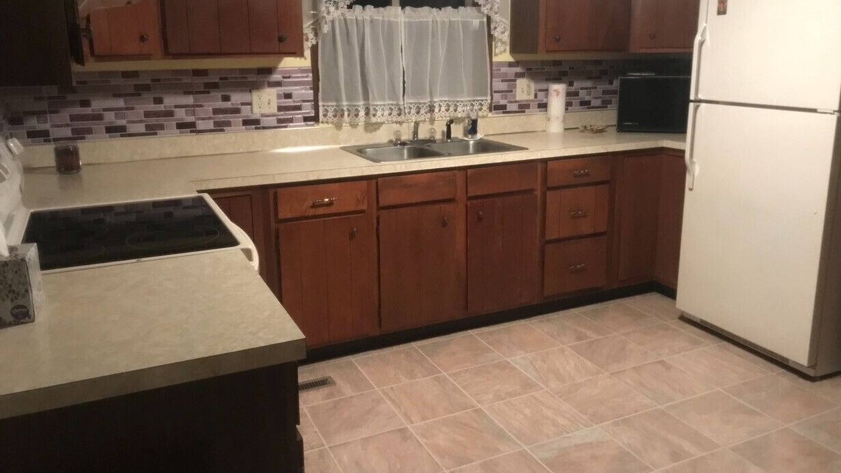 Bottineau County Other | Cozy farmhouse close to unique four season playground.