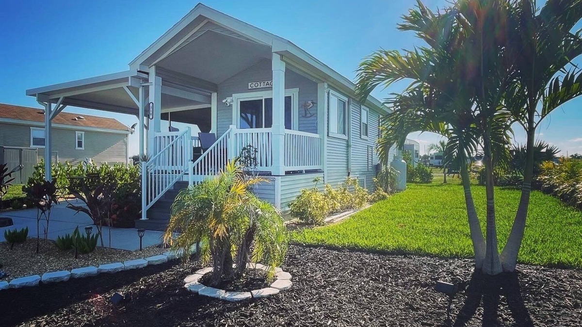 El Jobean House | Cozy Florida Resort Cottage