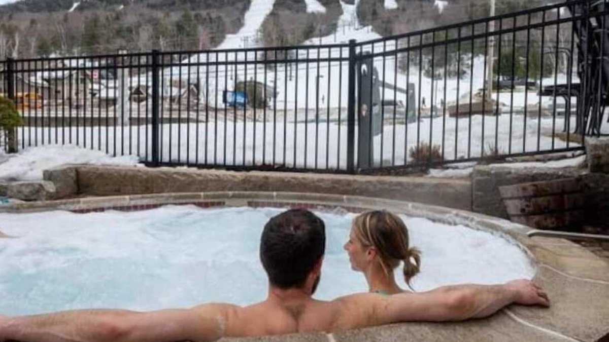 Bartlett House | Cozy getaway at Attitash Mountain Village