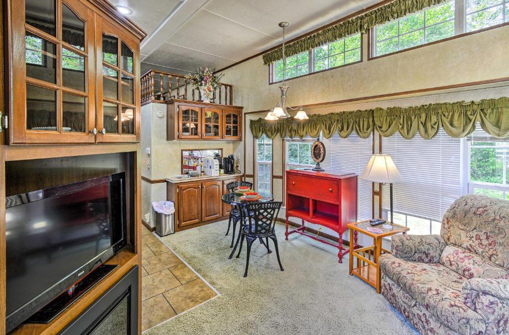Burley House | Cozy Gig Harbor Cottage about 2 Mi to Case Inlet!