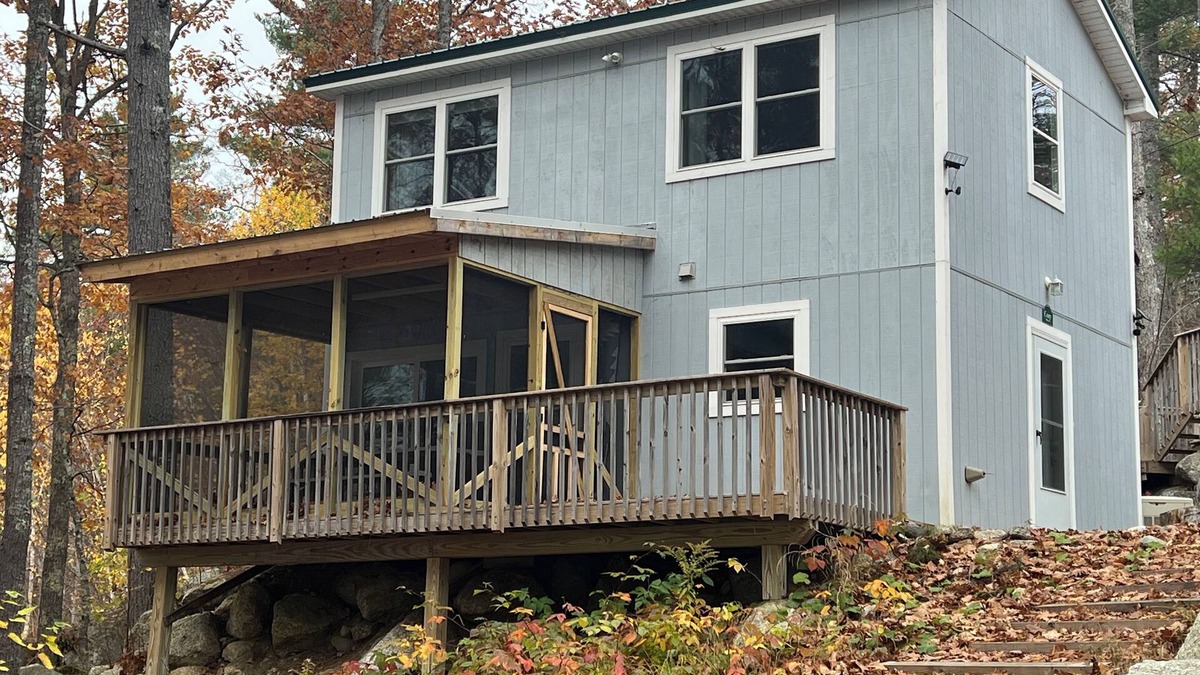 Orland House | Cozy Haven: A Lakeside Cottage Near Acadia