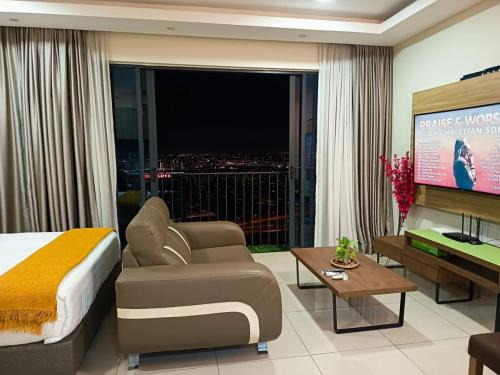 Shah Alam Apartment | Cozy Haven Middlemist's Red Suite at Trefoil