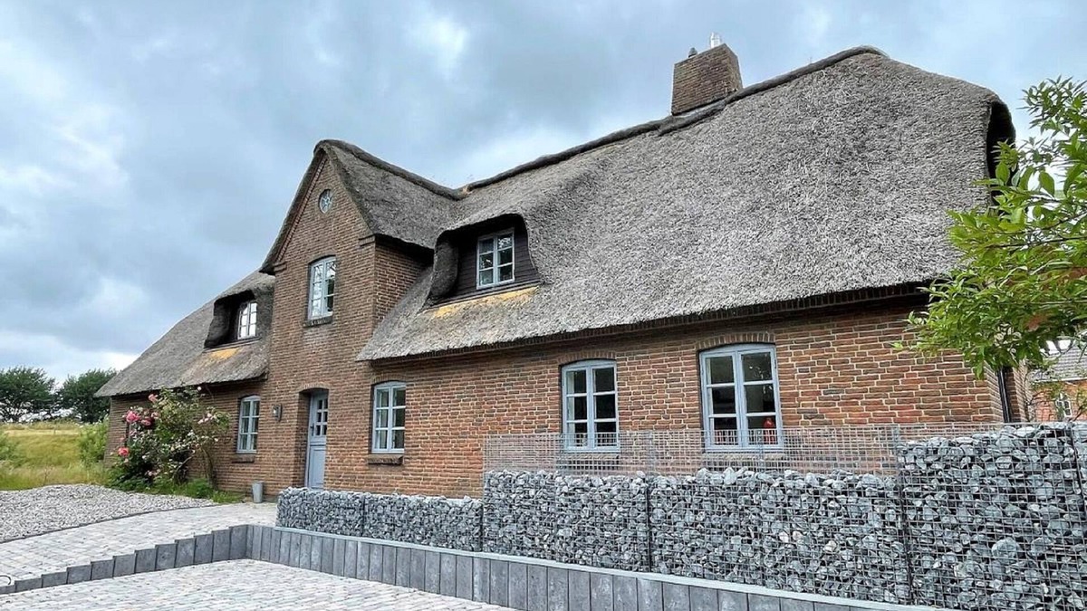 Ockholm Apartment | Cozy Holiday Apartment in Ockholm with Garden and Parking