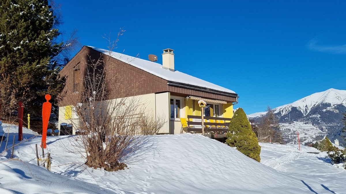 Cazis House | Cozy holiday home in the mountains with 4 bedrooms