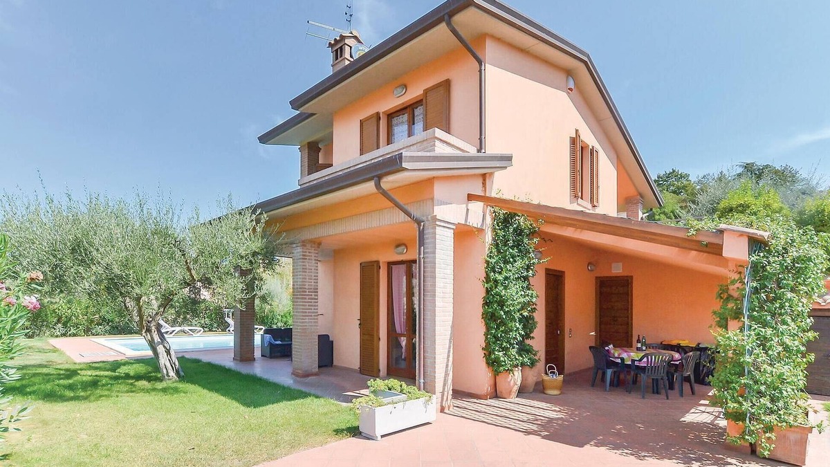 San Feliciano House | Cozy home in San Feliciano Sul T.PG