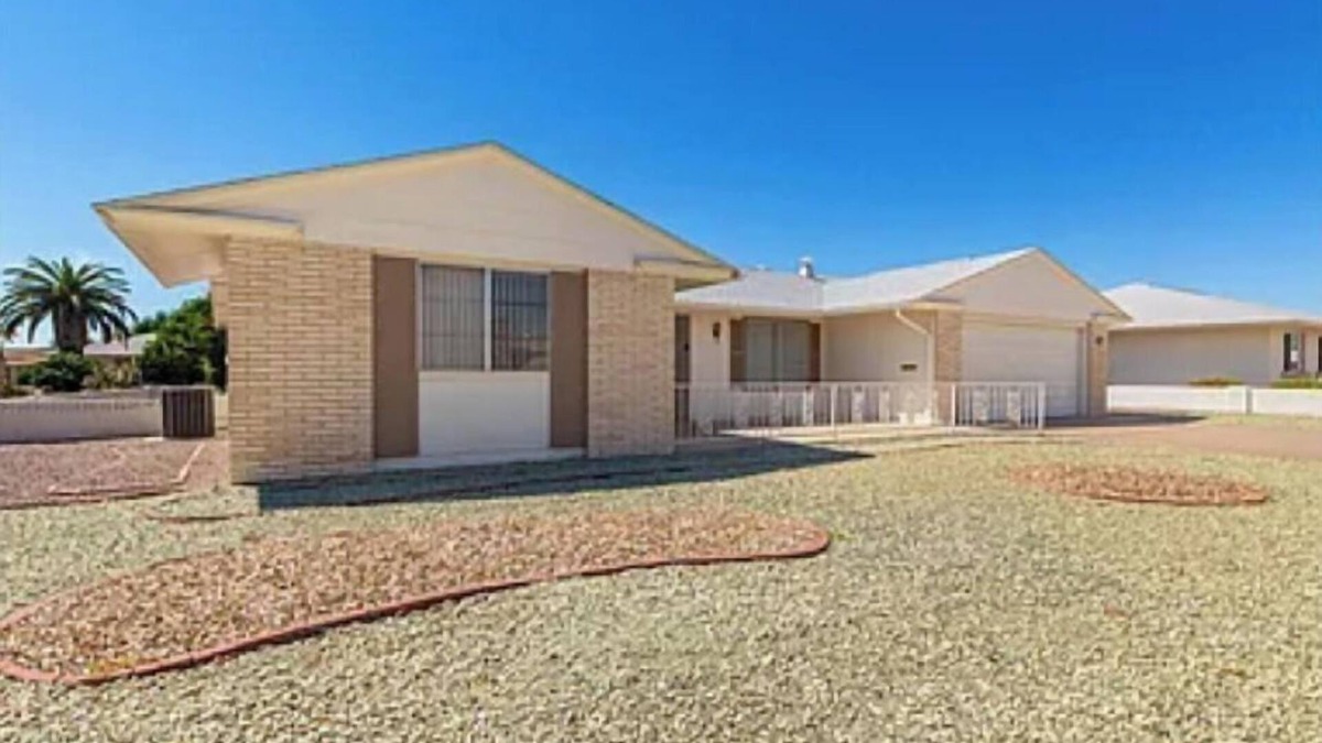Sun City House | Cozy Home (10 minutes to STATE FARM STADIUM, 20 minutes to WM PHOENIX OPEN)