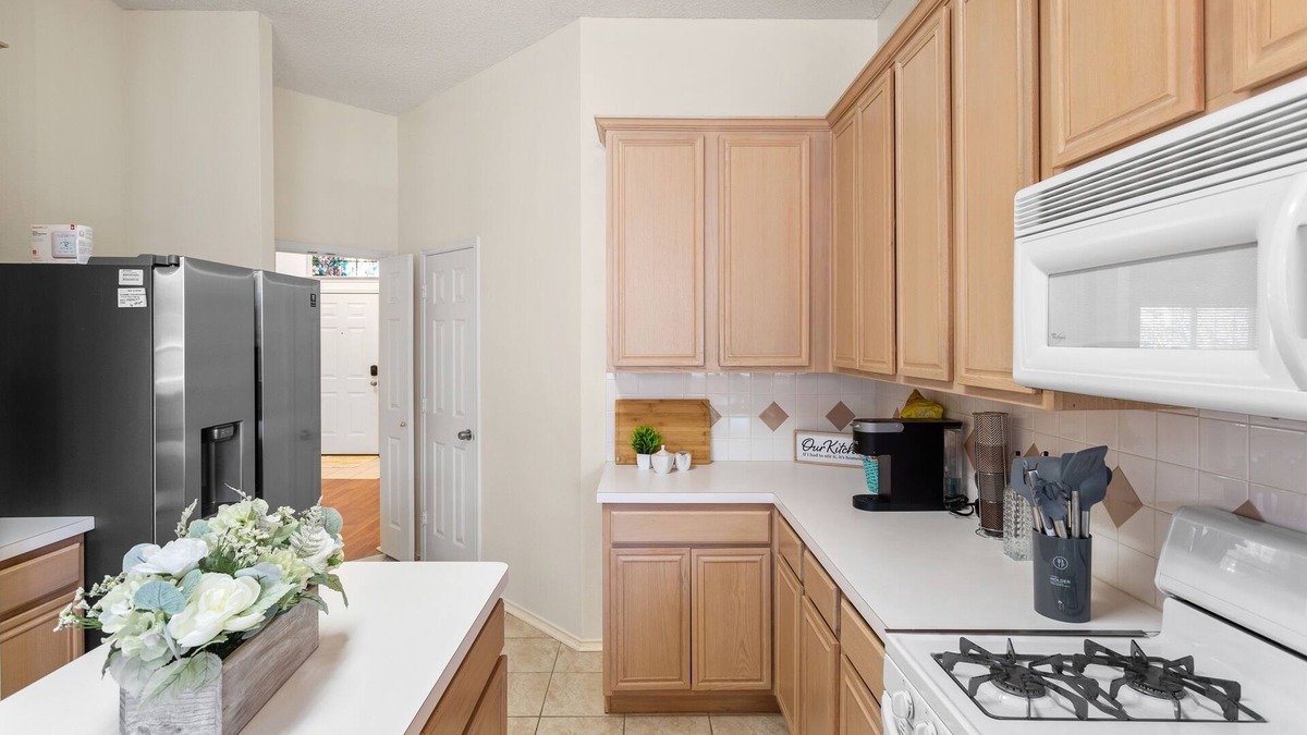 Allen House | Cozy Home away from Home in Allen
