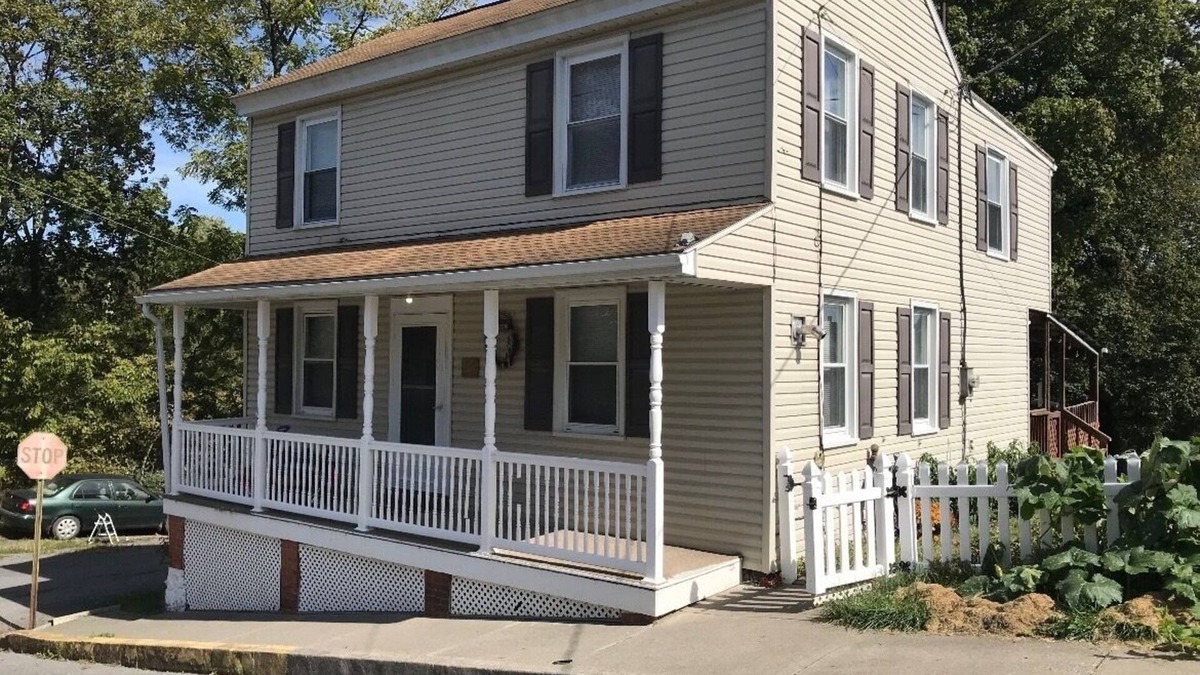 Mifflin House | Cozy Home close to town/50 minutes to Penn State.n