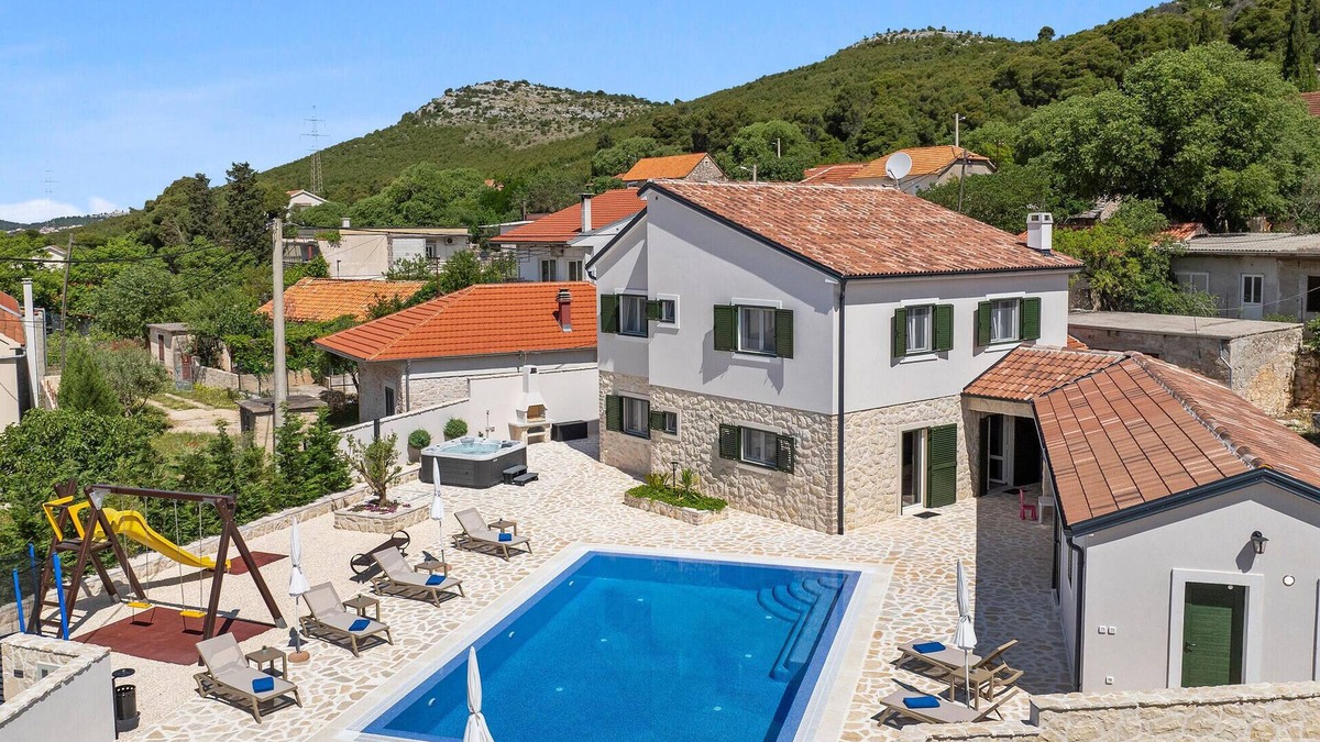 Sibenik House | Cozy home in Dubrava kod Sibenika