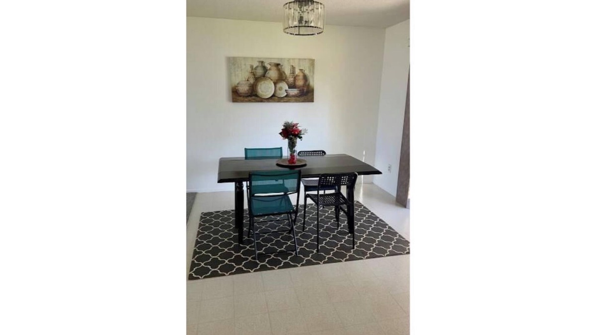 Buena Ventura Lakes House | Cozy home in Buenaventura Lakes, Fl