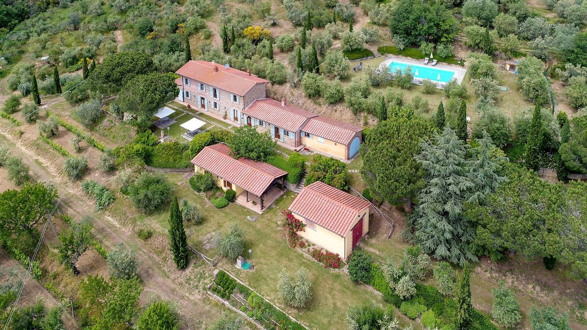 Ferretto House | Cozy home in Cortona with kitchen