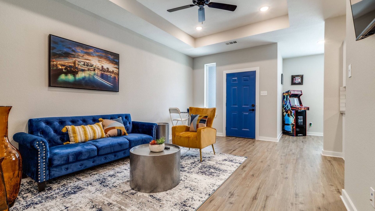 Barker House | Cozy home in gated neighborhood!
