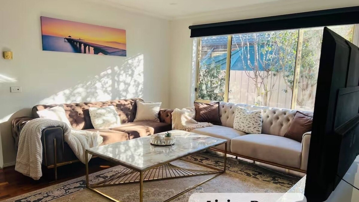 Hampton Park House | Cozy Home in Hampton Park