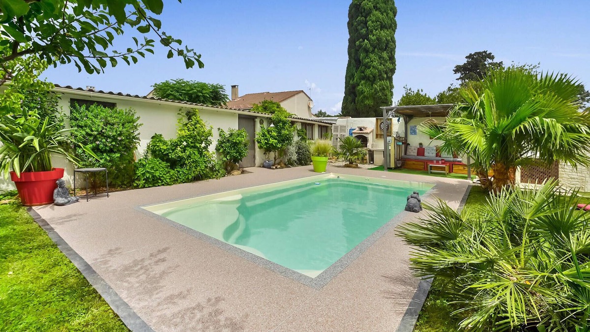 Le Pontet House | Cozy home in Le Pontet