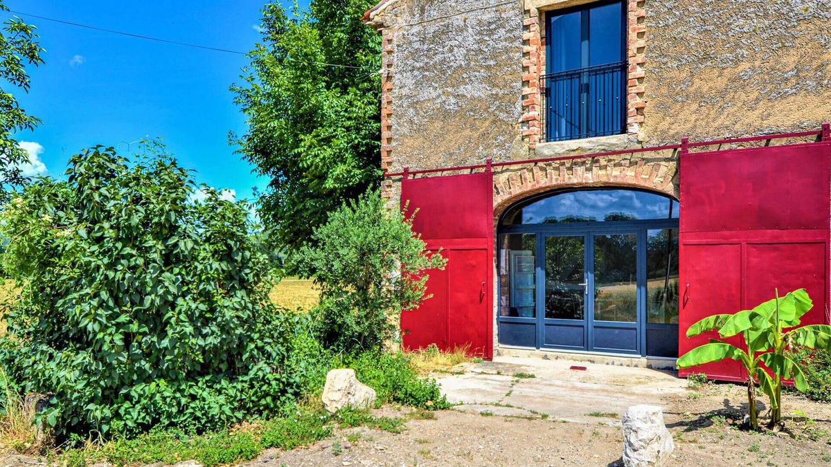Mornas House | Cozy home in Mornas with kitchen