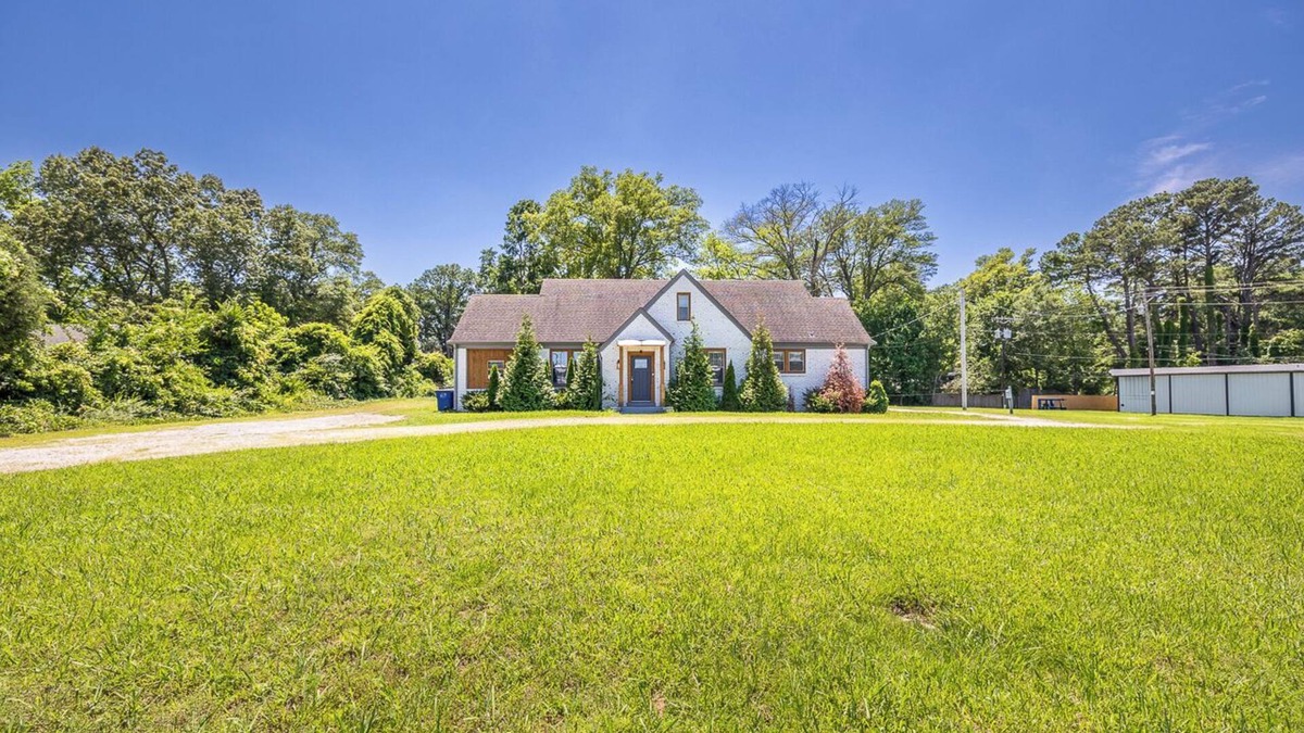 Olive Branch House | Cozy home in Olive Branch