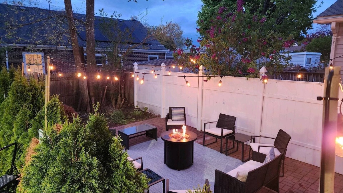 Mount Pleasant House | Cozy Home in Providence