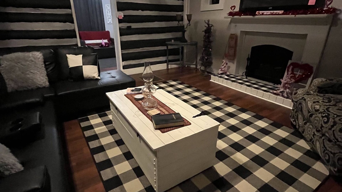 Pennington Gap House | Cozy home located in the heart of Pennington Gap Va. Pet friendly.