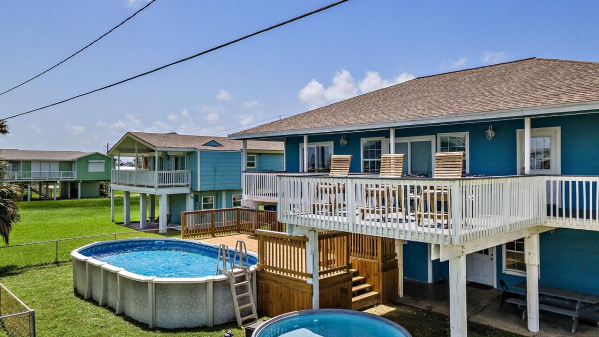 Galveston House | Cozy Home w/2 Pools, Vball Court, & Ocean Views