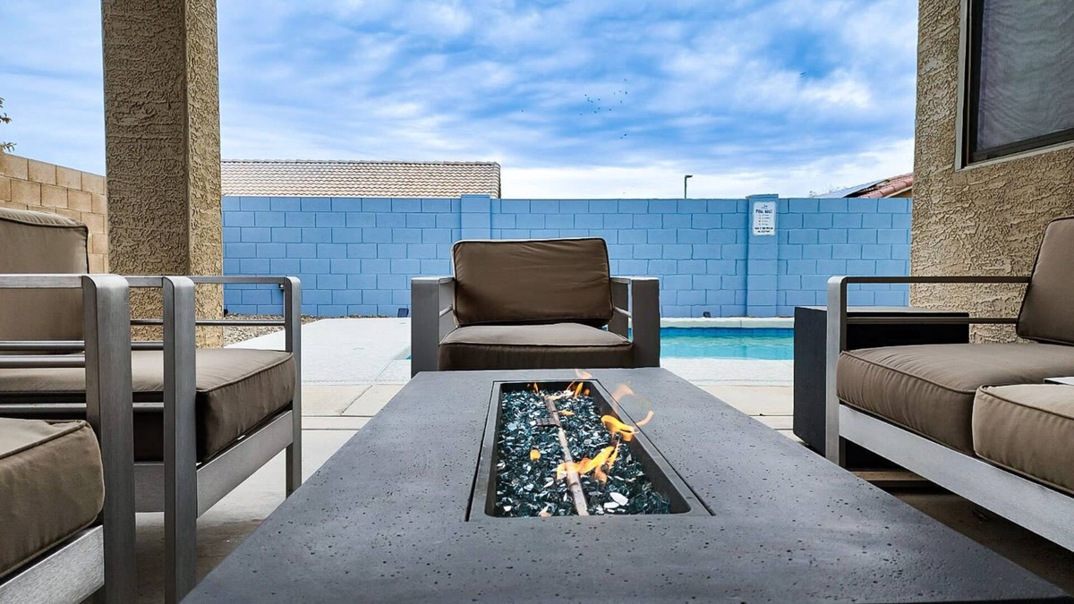 Dove Cove Estates House | Cozy home w/ office, large kitchen, pool heater