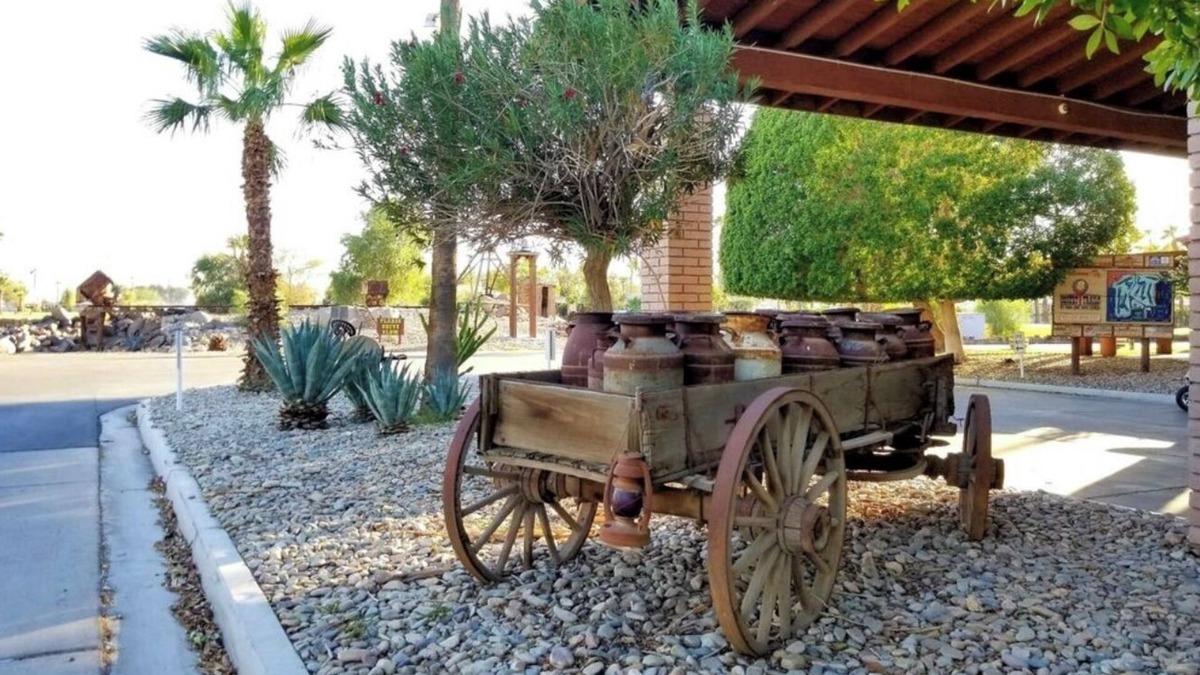 El Centro House | Cozy home with AC and WiFi in amazing El Centro