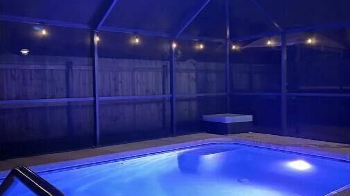 Westside House | Cozy Home with Heated Private Pool and Pationn