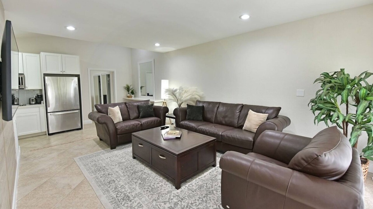 Wellington House | Cozy home with private entrance!