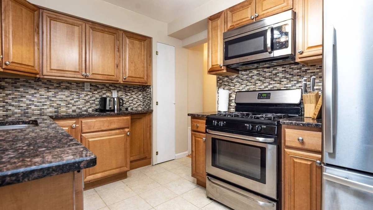 Bluemont House | Cozy House 10 min to Monuments│10 min to DC by CozySuites