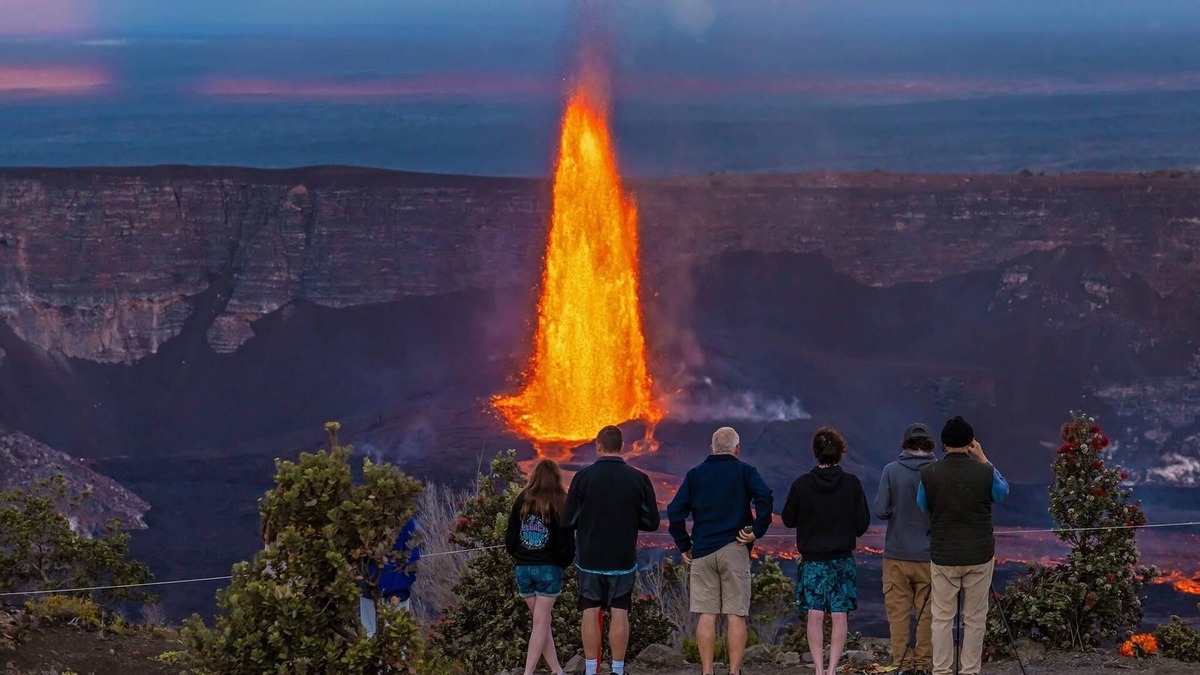 Volcano House | Cozy House near the Hawaii Volcanoes National Park and Volcano Village on 1 Acre