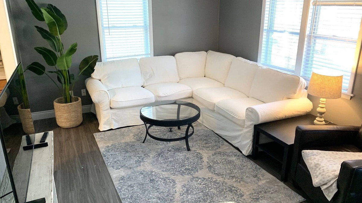 Quincy House | Cozy House on Collage Street