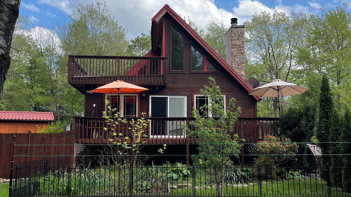 Briar Crest Woods House | Cozy Lake Escape Near Ski Resort, Game Room Fireplace, Pet Friendly, Fenced Yard