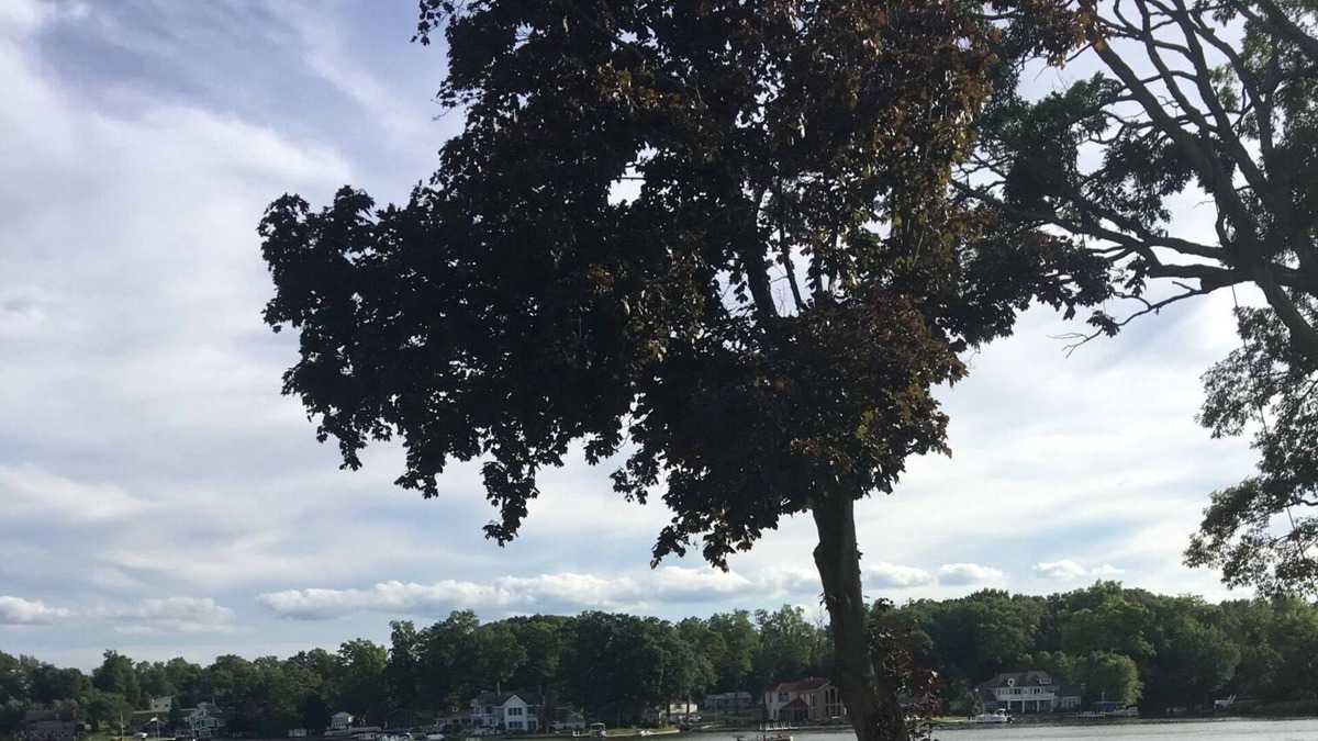 Rome City House | Cozy Lake Front House on Sylvan Lake