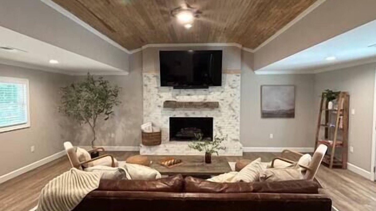 Thomson House | Cozy Lake Home at Raysville