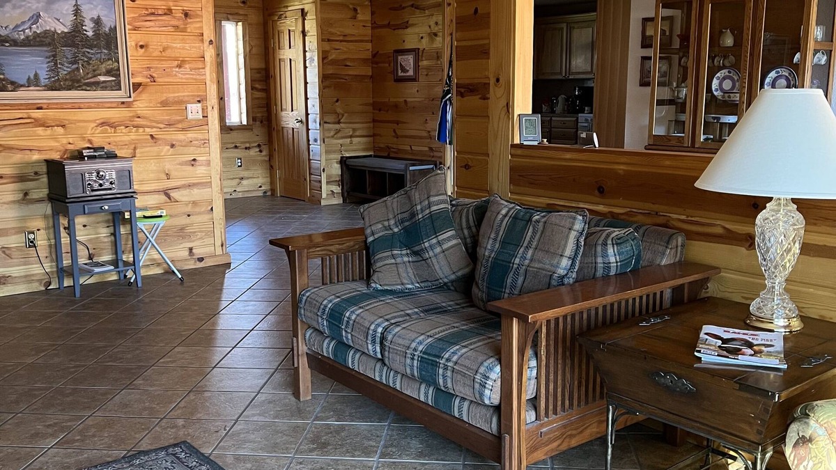 Prineville House | Cozy Lakeshore Family retreat, deck with propane grill spacious rustic home.