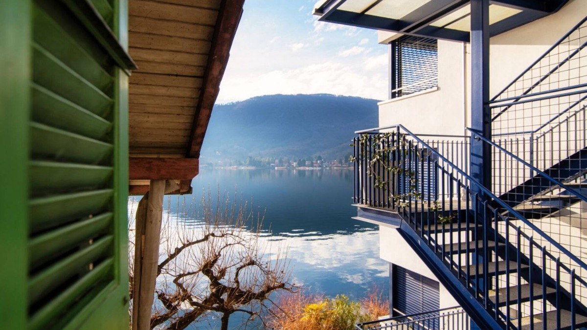 Ponte Tresa Apartment | Cozy lakeview attic apartment (Mansarda Verde)