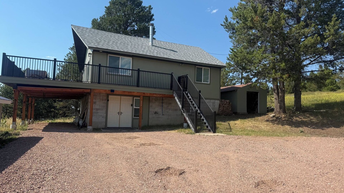 Georgetown Ski Chalet | Cozy Lakeview Cabin – Perfect for Ski Trips & Montana Getaways