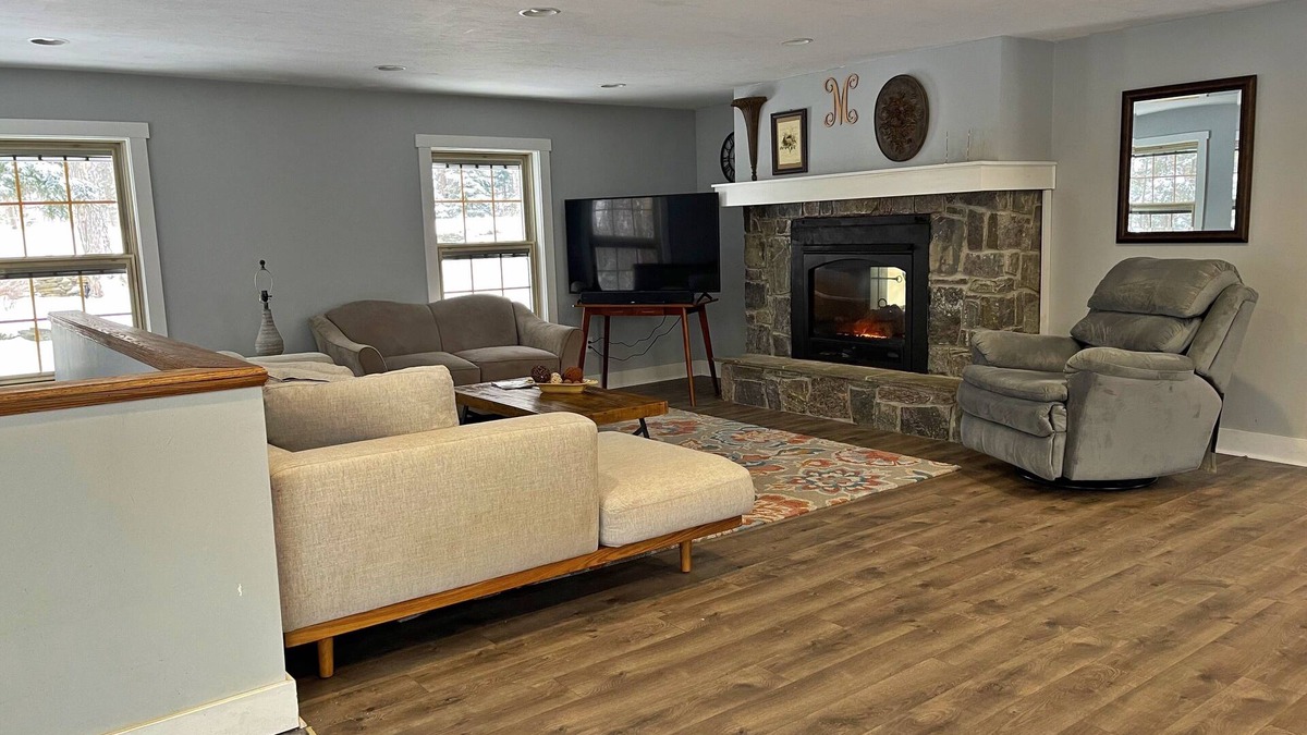 West Dover House | Cozy & Large Only 8 minutes from Mount Snow-48 Buckboard Dr W. Dover VT