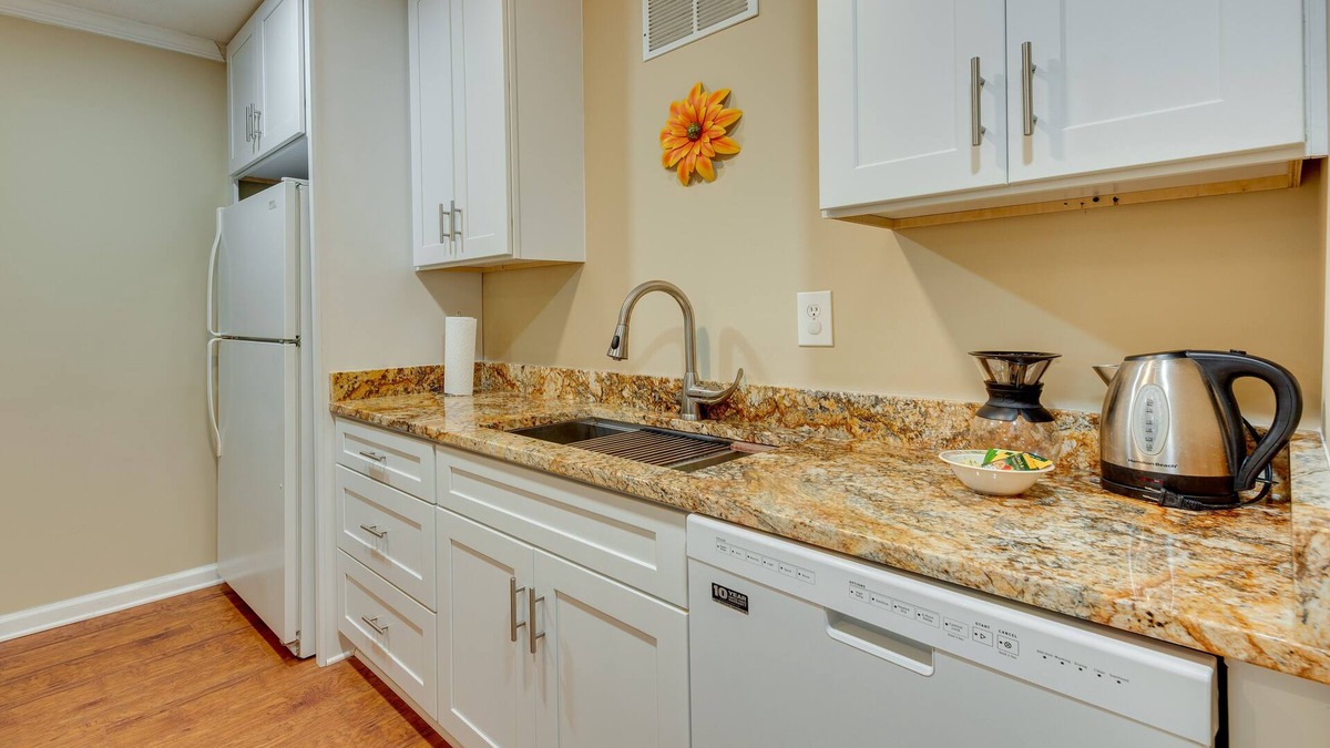 Lawrenceville Apartment | Cozy Lawrenceville Apt - 6 Mi to Mall of Georgia!