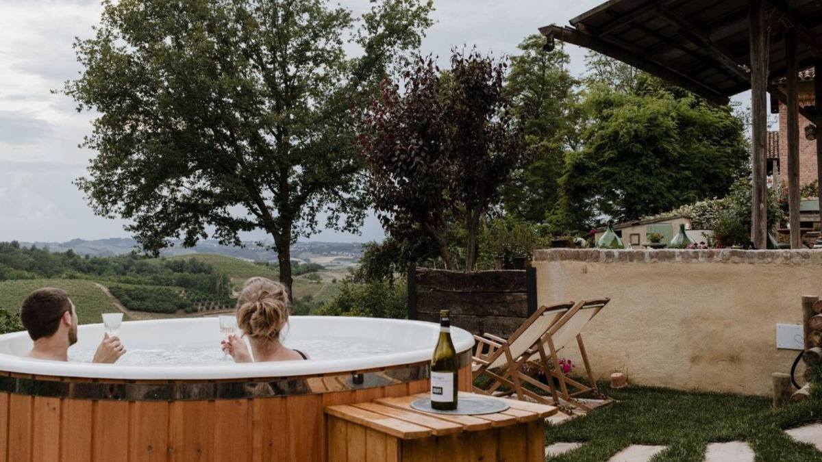 Govone Apartment | Cozy "Lindhouse" Apartment with Jacuzzi - Ulivo