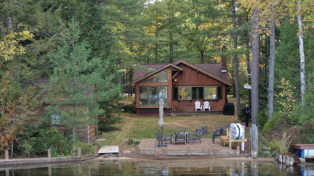 Gaylord Cabin | Cozy Log Cabin on Beautiful Lake in Northern Michigan