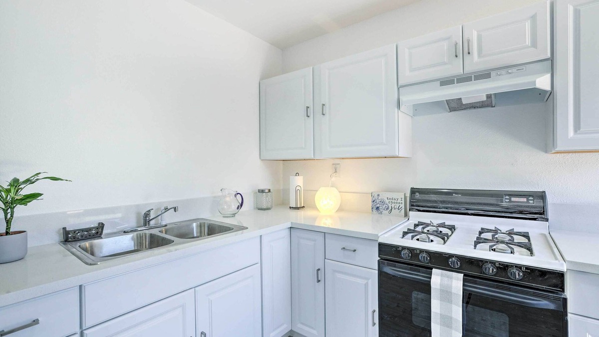Lompoc Apartment | Cozy Lompoc Studio w/Patio ~ 9 Mi to Beach