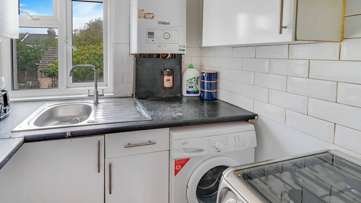 Northumberland Park Apartment | Cozy London Apartment with Great Views