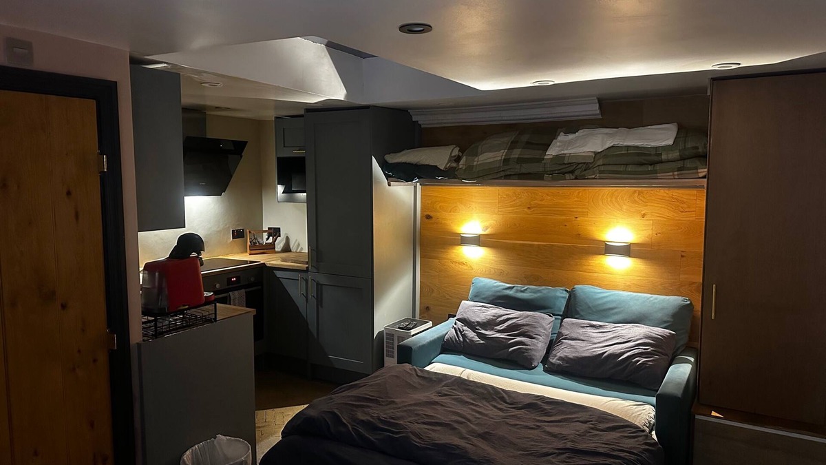 Cricklewood Apartment | Cozy London Studio Near City Center