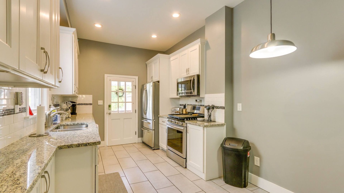 Emmitsburg House | Cozy Maryland Abode - Gas Grill, Near Devil’s Den!