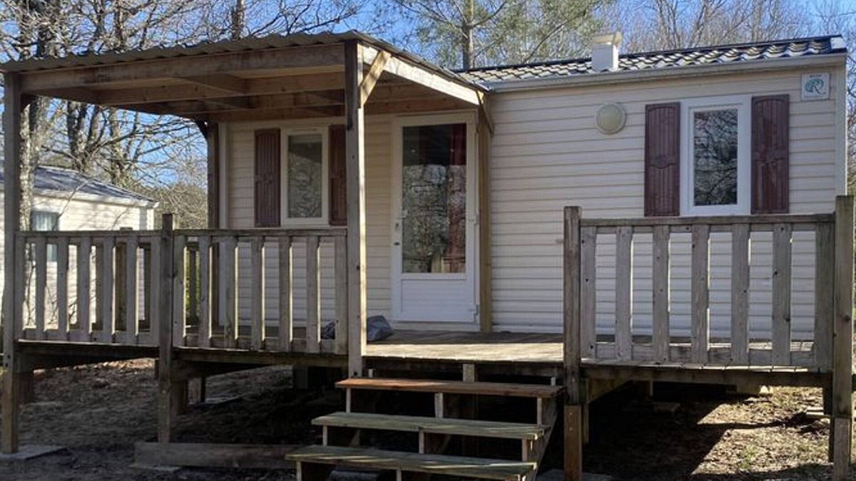 Le Fouilloux House | Cozy mobile home with terrace for 2 people