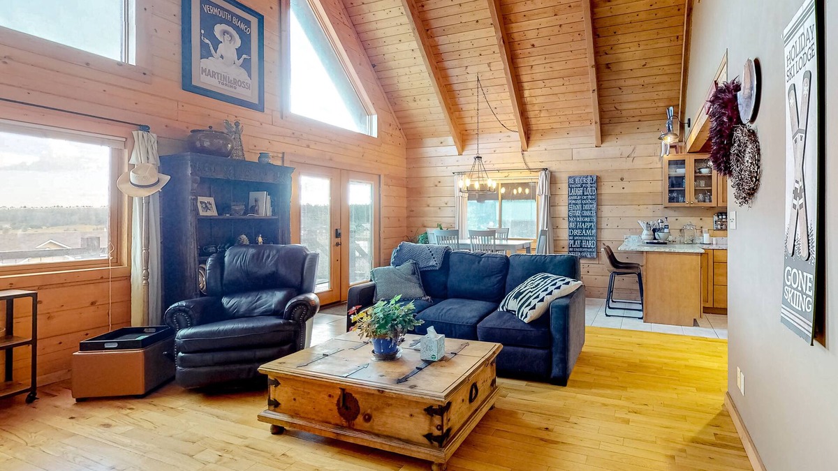 Lake Hatcher Park House | Cozy modern cabin with private hot tub, Ping-Pong, grill, deck, balcony, & W/D