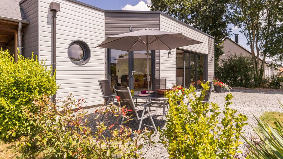 Lessay Cottage | Cozy, Modern Cottage with Garden Near Forest and Beaches