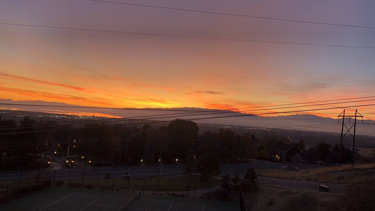 Sherwood Hills House | Cozy & Modern with Provo's finest views – 15 min from Sundance.