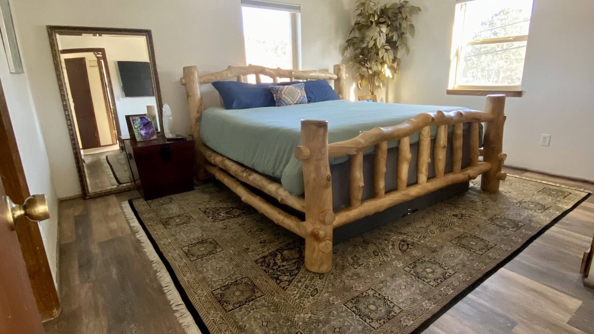 Kittredge House | Cozy Mountain Home Close To Hiking, Ski &Red Rocks