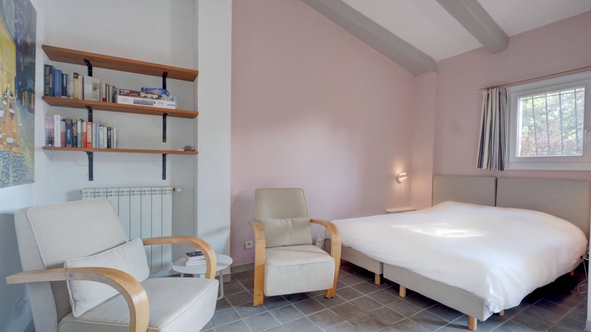 Bagnols-en-Foret Cabin | Cozy nest in nature halfway between the sea and the hilltop villages of Fayence